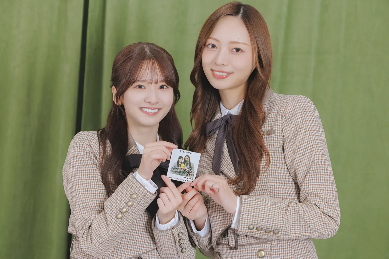 菅原咲月&梅澤美波サイン入りチェキプレゼントは、WEBザテレビジョン公式Xで12月3日昼12時半から応募受付開始