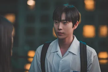 「切ないほど美しい…」キム・ヨンデの涙に視聴者くぎ付け　キム・ドフンとの友情シーンが「唯一の癒やし」＜親愛なるX＞