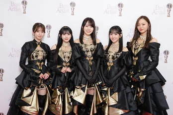 乃木坂46、衣装のポイントは「メンバーによって〇〇が違う」　葛藤を乗り越えたエピソードも＜ベストアーティスト2025＞