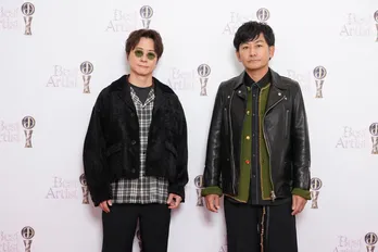 ポルノグラフィティ、名曲『アゲハ蝶』の楽しみ方を語る「ラテンソングは観客が 1 つになれるもの」＜ベストアーティスト2025＞