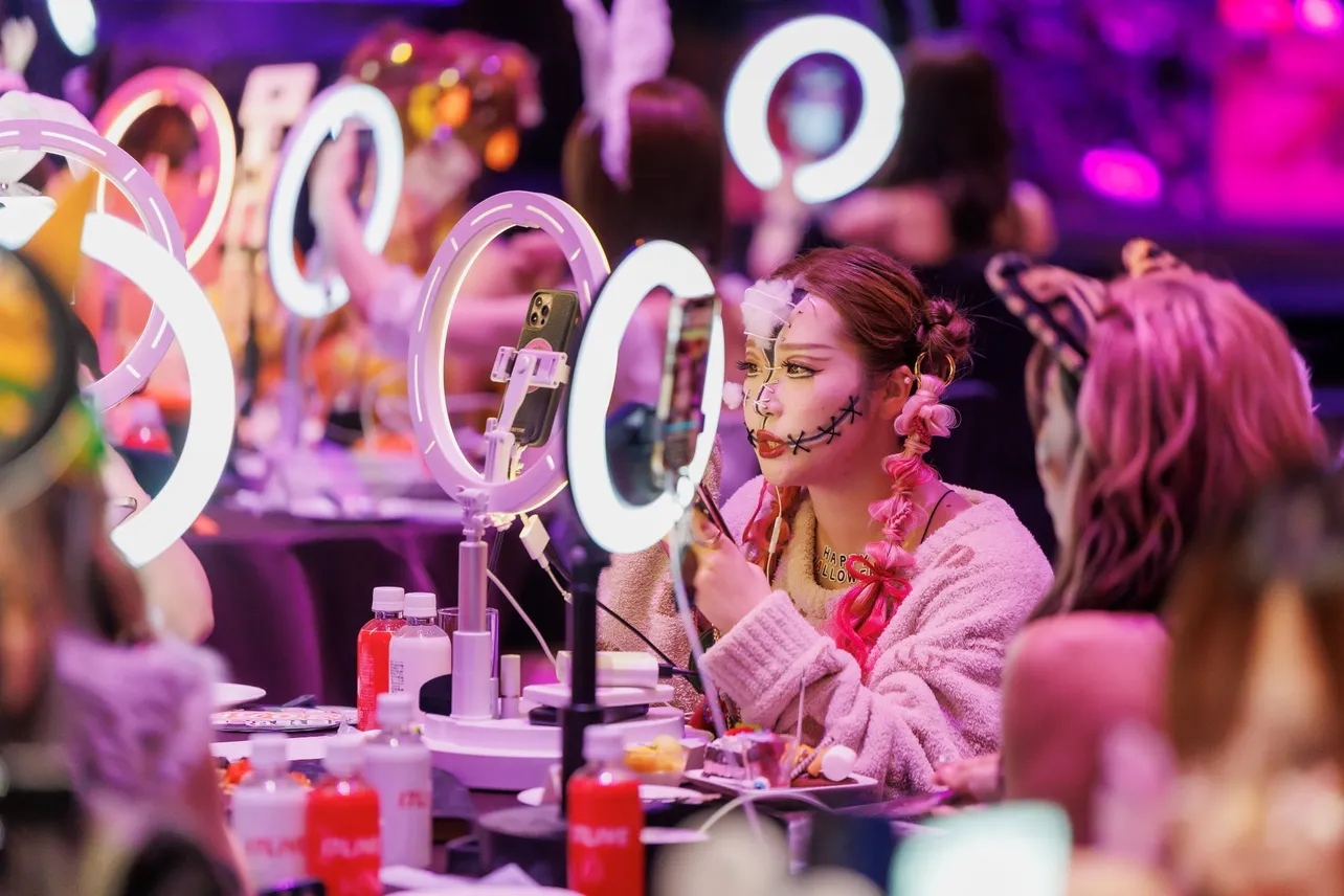 「GLOBAL HALLOWEEN PARTY 2025 #イチナナ映えハロ」