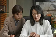 板谷由夏“杏子”、娘を誘拐した犯人に電話で謝罪を要求される<絶対零度~情報犯罪緊急捜査~>