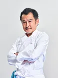 田上潮五郎役・吉田鋼太郎