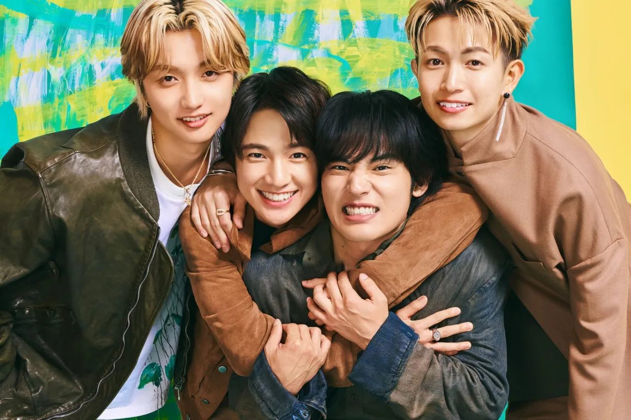 【撮りおろし13枚】水上恒司＆木戸大聖＆綱啓永＆JUNONがギューッとくっついた密着ショット