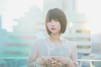 「幸せは他人が決めるものじゃない」あのが全編書き下ろし哲学書に込めた、不器用で真っすぐな生存戦略