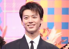 竹内涼真が“手作りおにぎり”を差し出すショットに「私にください」「何個でも頂きます」の声＜じゃあ、あんたが作ってみろよ＞