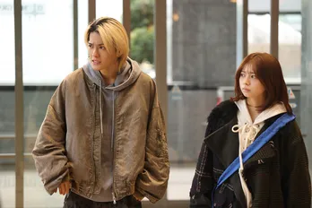 <ESCAPE>ドラマPが明かす、桜田ひより&佐野勇斗と作り上げた“ハチ”&“リンダ”の誕生秘話「ワクワクする面白い世界をあえて追求」