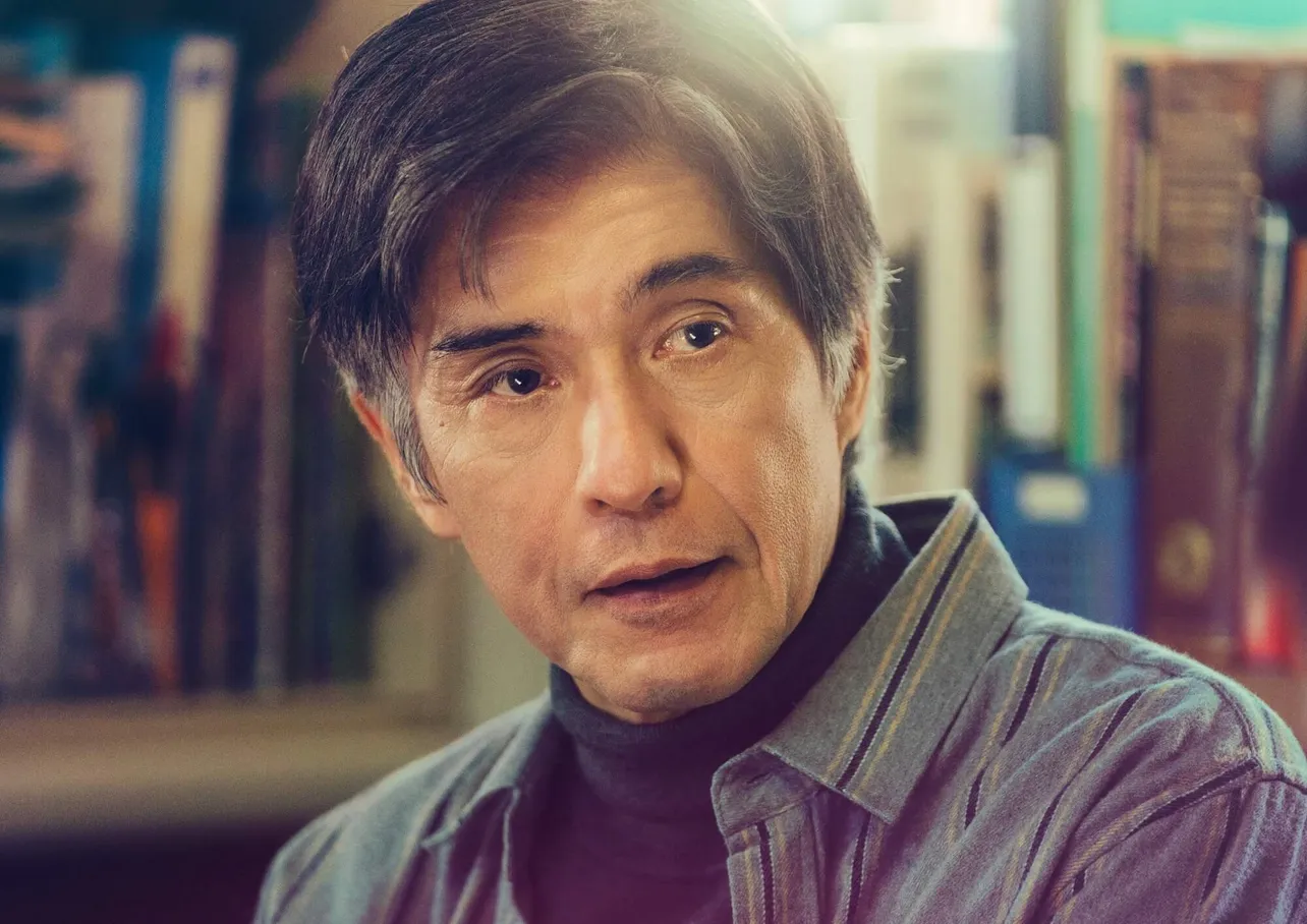 佐藤浩市、最愛の一人息子を亡くした複雑な父親の表情＜人はなぜラブレターを書くのか＞