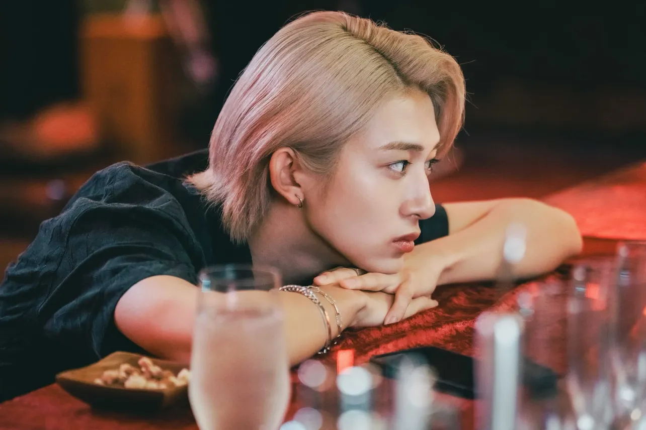 【写真】うっとり…横顔も美しい湊役のNAOYA