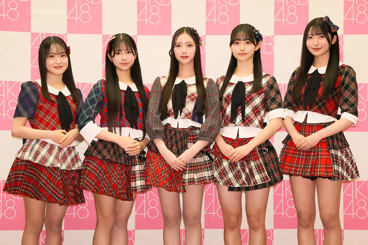 高橋舞桜、牧戸愛茉、森川優、渡邉葵心、田中沙友利(写真左から)