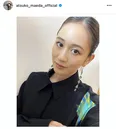 前田敦子、小栗有以と海辺でダンスのポーズ…高橋みなみも参加に「新旧エースコンビ!!」「感無量」の声