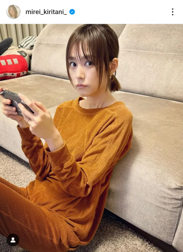 桐谷美玲、新調して家族でお揃いにした部屋着姿