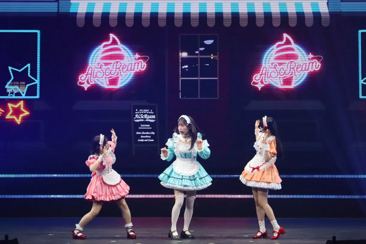 「ラブライブ!」シリーズから生まれた期間限定ユニット「AiScReam」も登場