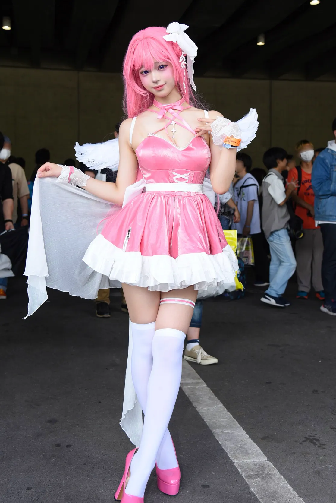 「勝利の女神：NIKKE」ドロシー／みらなさん