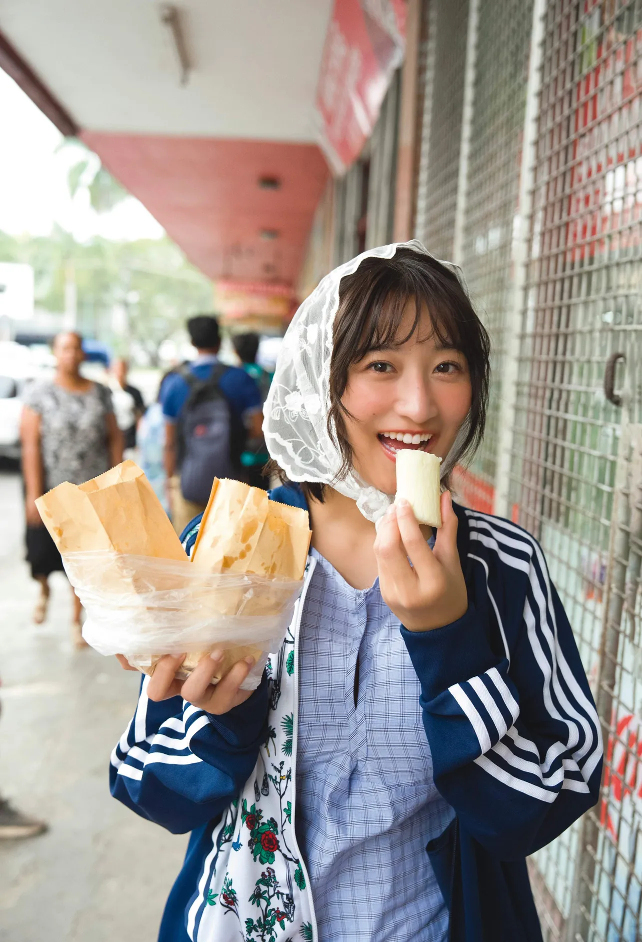 榎原依那2nd写真集「I am Ina」