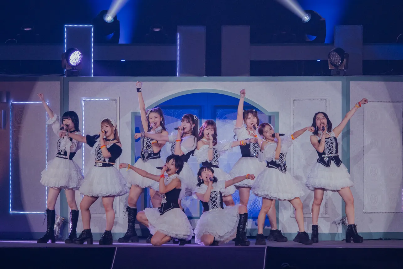 「モーニング娘。'25 コンサートツアー秋 ~Movin' Forward with Hope~ 羽賀朱音・横山玲奈 卒業スペシャル」より