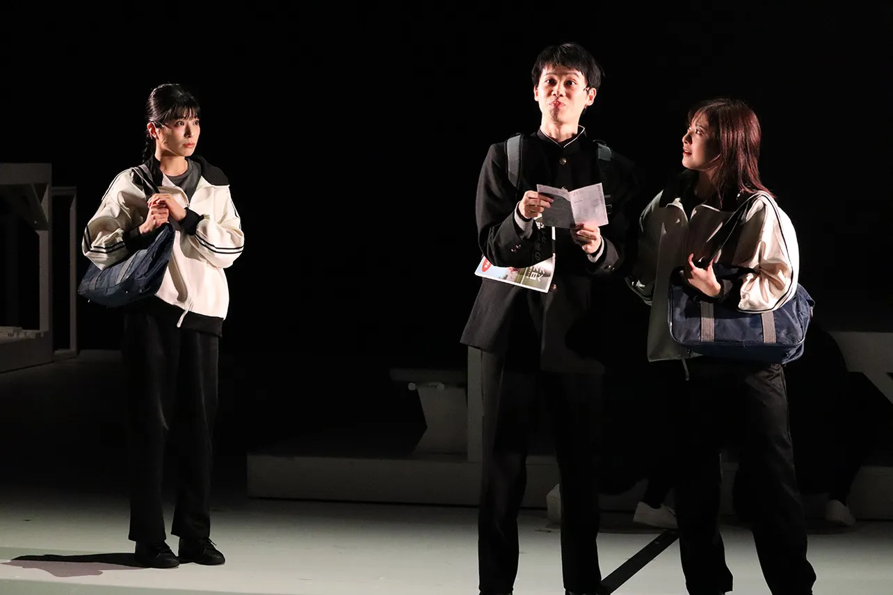 「シャイニングな女たち」プレスコールより