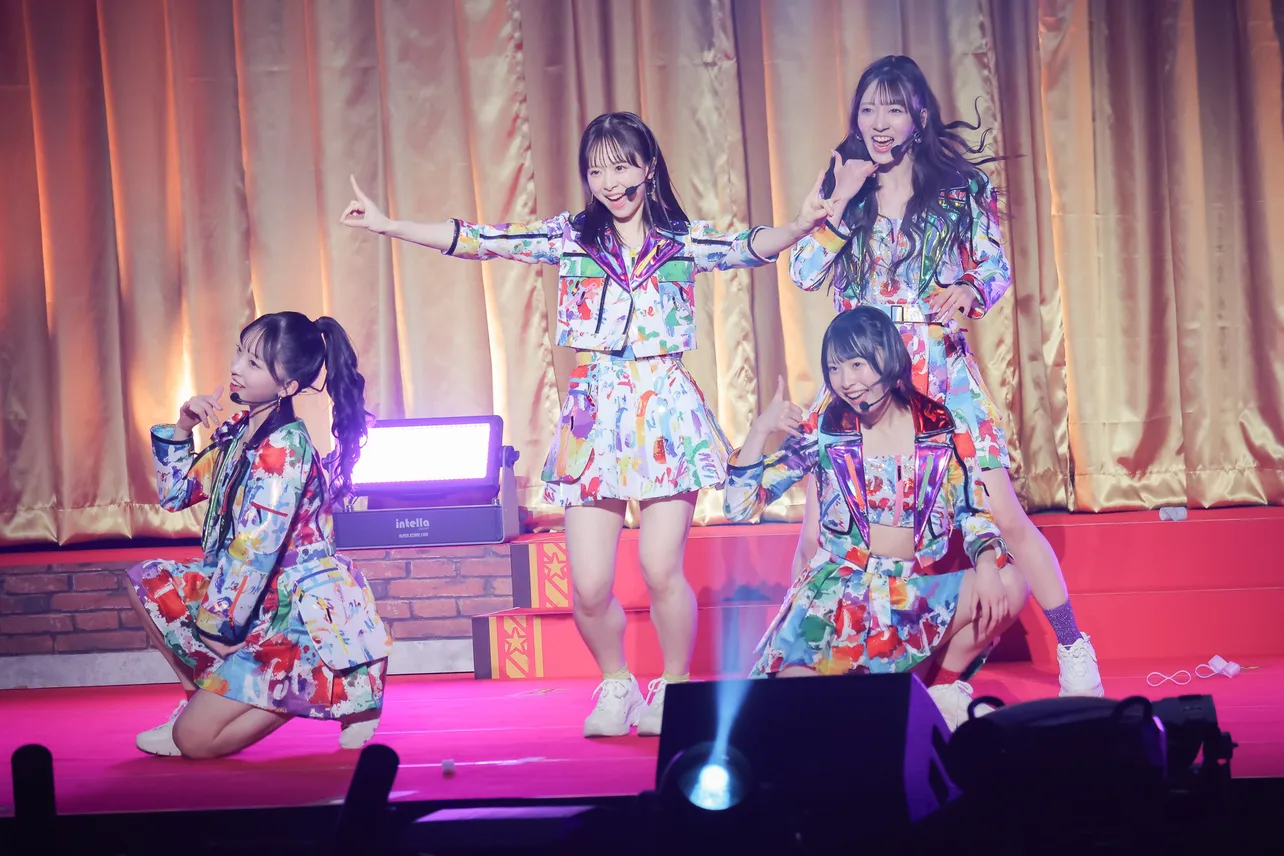 AKB48「PARTY が始まるよ ツアーファイナル Part2」より