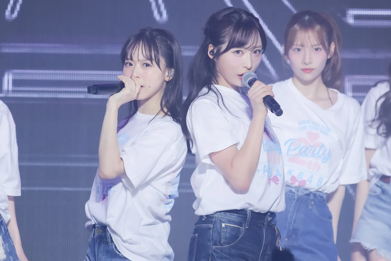 AKB48「PARTY が始まるよ ツアーファイナル Part2」より