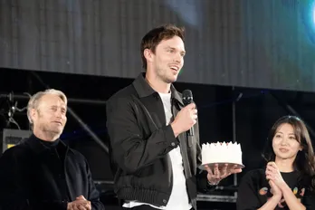 マッツ・ミケルセン、ニコラス・ホルト、浅野忠信、イライジャ・ウッドら豪華セレブが集結した「東京コミコン2025」閉幕