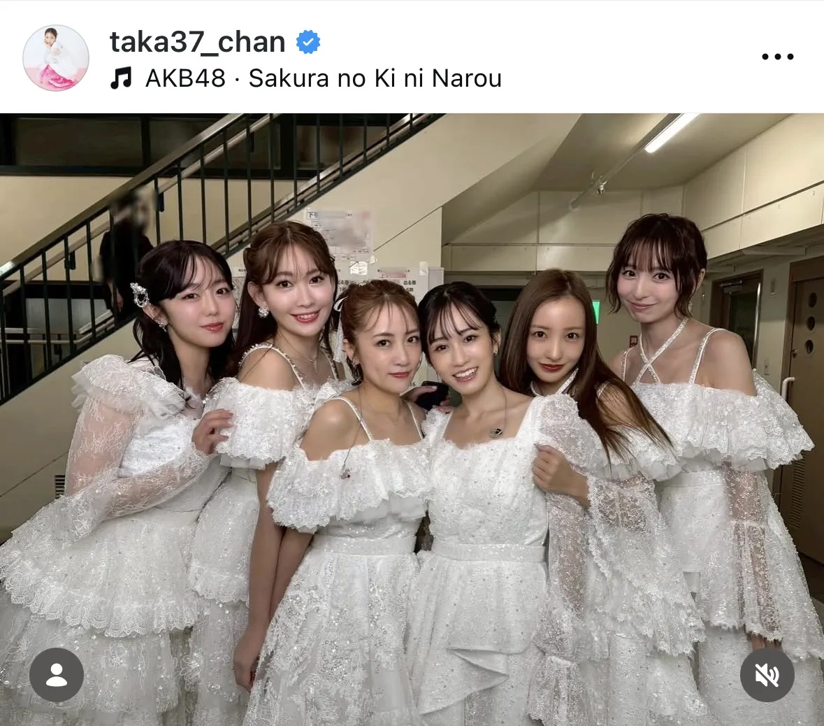 画像・写真 高橋みなみ、1期生メンバーとの純白ドレスショットを公開し