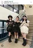 高橋みなみ、1期生メンバーとの純白ドレスショットを公開し「1曲目から大号泣した」「たかみなには感謝しかない」の声