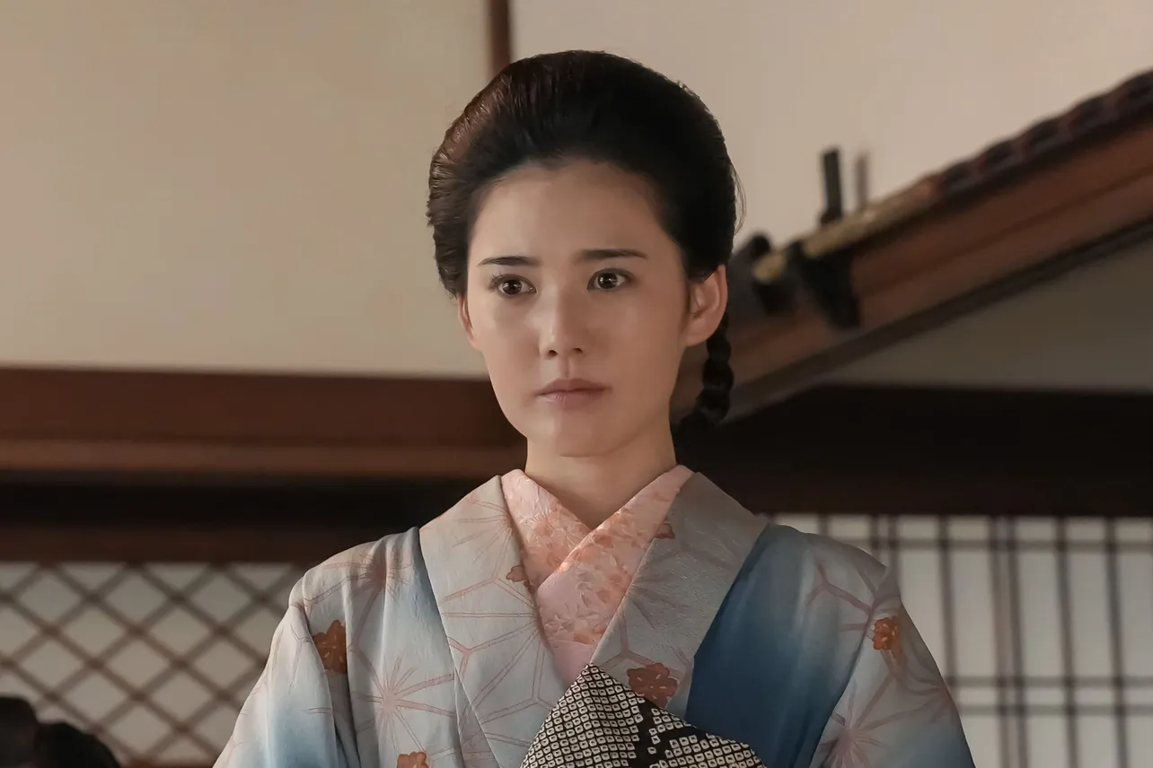 リヨ(北香那)はヘブン(トミー・バストウ)への想いが最高潮に 「ばけばけ」第52回より