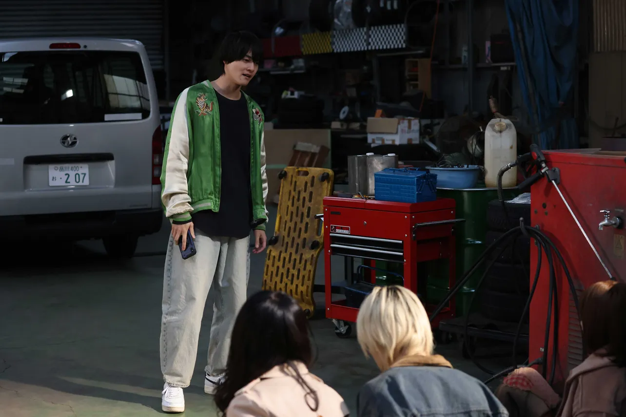 【写真】結木滉星、イメージと真逆の悪どい笑顔を披露