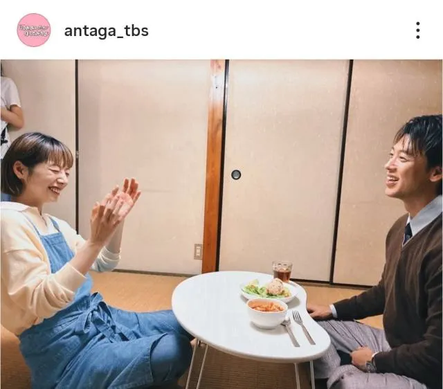 夏帆&竹内涼真、自然な笑顔が素敵な仲良しオフショット