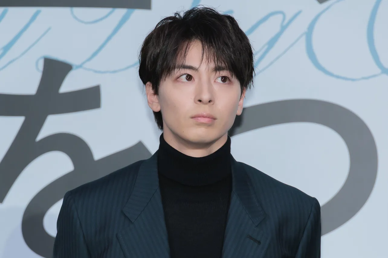 映画「架空の犬と嘘をつく猫」舞台あいさつ付き完成披露上映会より