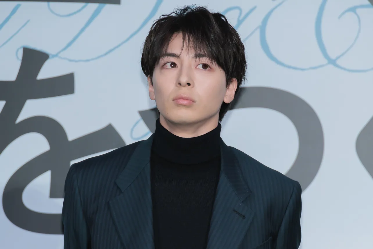 映画「架空の犬と嘘をつく猫」舞台あいさつ付き完成披露上映会より