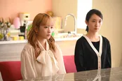 12月12日(金)放送の「フェイクマミー」最終回は、波瑠“薫”と川栄李奈“茉海恵”のニセママ生活に審判が下る