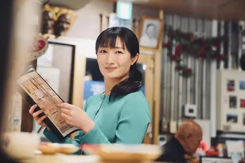 武田梨奈“ワカコ”、沖縄料理とニンニク料理で心も体も温まるひとり酒<ワカコ酒 Season9>