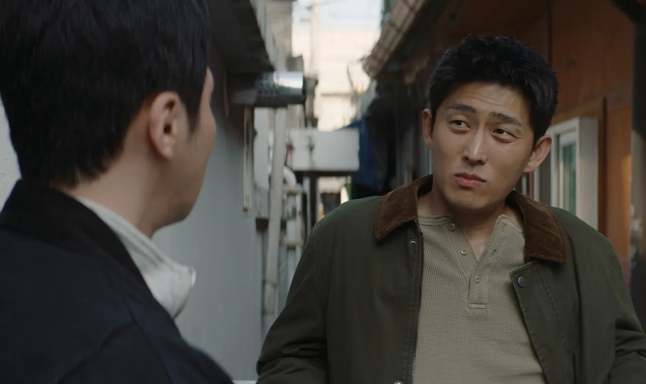 「白雪姫には死を～BLACK-OUT」より