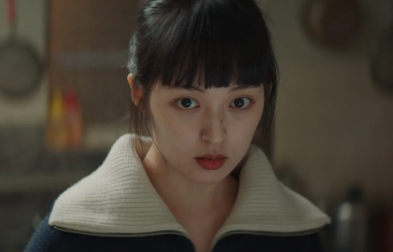 「白雪姫には死を～BLACK-OUT」より