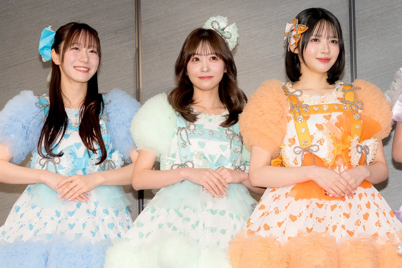 真中まな、櫻井優衣、鎮西寿々歌