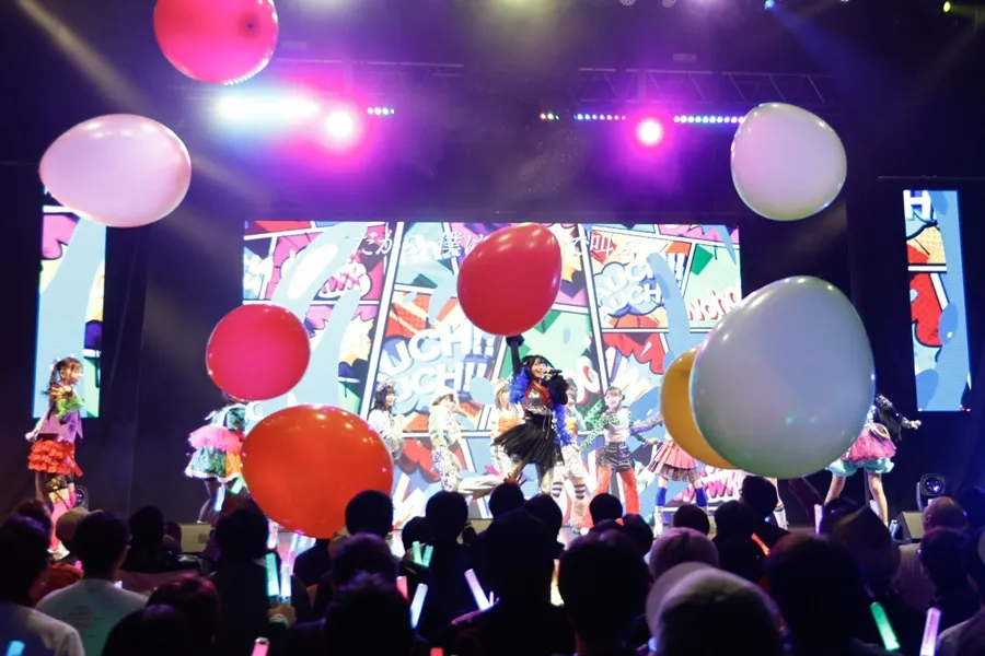 「WHITE SCORPION 2nd Anniversary LIVE」より