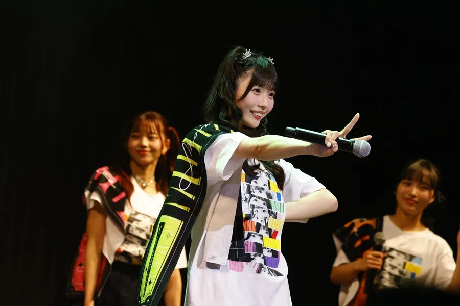 WHITE SCORPION 　MOMO