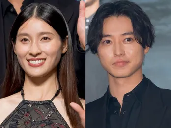 土屋太鳳&山崎賢人、温水プールでじゃれ合いオフショ…撮影裏の仲むつまじい姿に反響<今際の国のアリス>