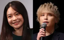 手越祐也＆白鳥玉季が笑顔でピース、ほほ笑ましい蔵出しオフショットに「今ではすっかり仲良し」の声＜ぼくたちん家＞