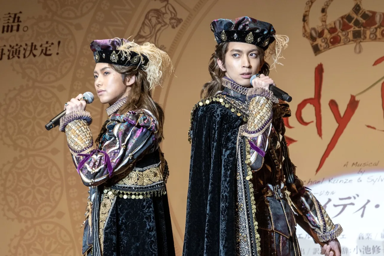 内海啓貴と松島勇之介が「COOL HEAD」を歌唱披露