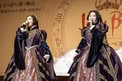 丸山礼と有沙瞳が「悪魔と踊らないで」を歌唱
