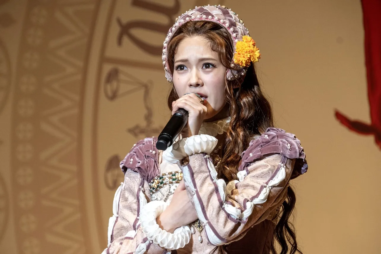 【写真】劇中歌「秘めた思い」を披露した奥田いろは