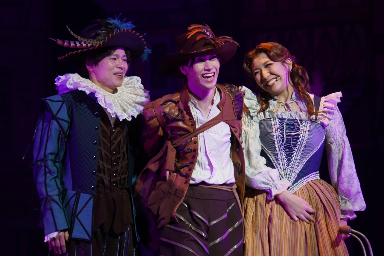 ミュージカル「サムシング・ロッテン！」開幕直前取材・公開ゲネプロより