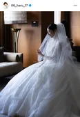 【写真】結婚発表とともにウェディングドレス姿を公開した波瑠
