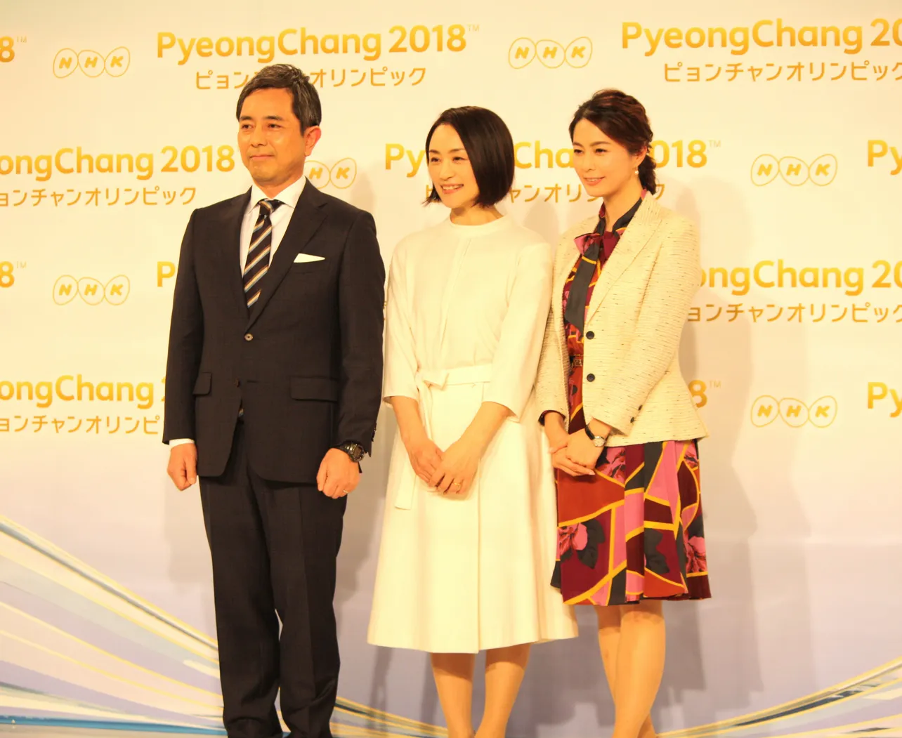 中継番組を担当する（左から）冨坂アナ、上村愛子、杉浦アナ