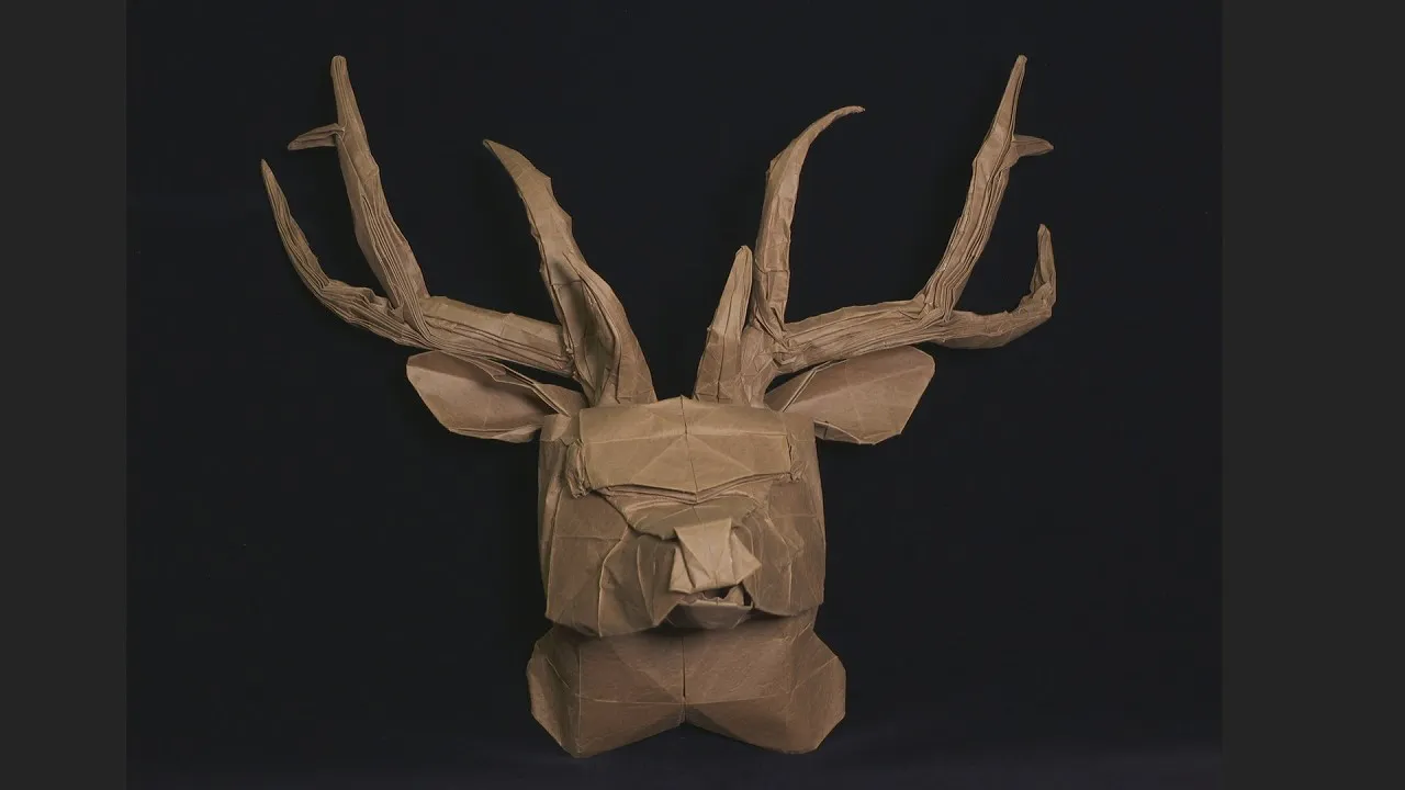 天才折り紙男子高校生が作った鹿の剥製