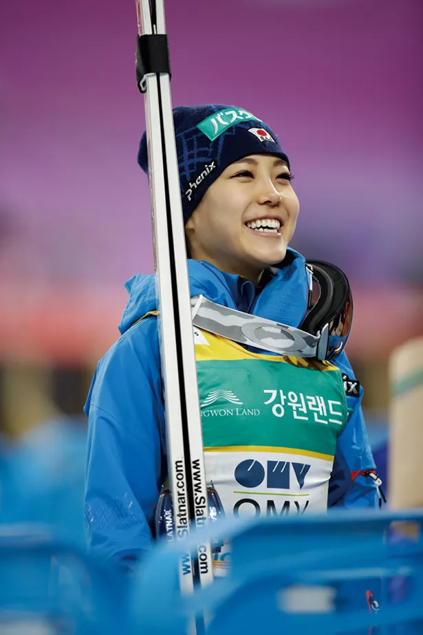高梨沙羅(たかなしさら)＝スキージャンプ●1996年10月8日生まれ、北海道出身。2016-2017W杯総合優勝。2014年ソチ五輪では4位に。悲願の金メダルを狙う