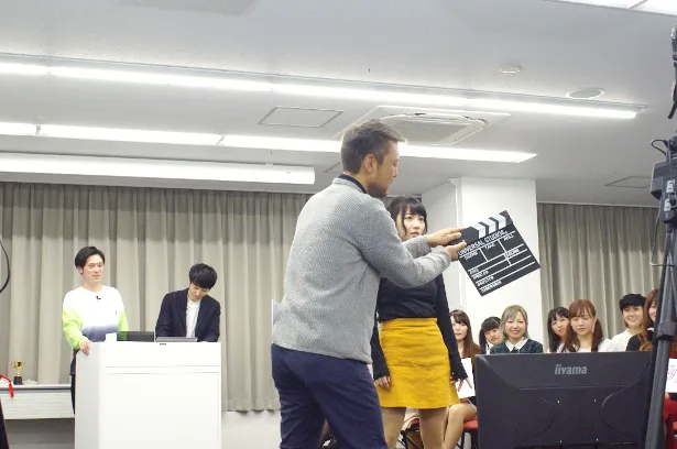 企画「即興寸劇選手権」では山田雅史監督自らがカチンコを鳴らす貴重なシーンも