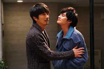 「隣の家族は青く見える」第2話、北村匠海の“キスおねだり”ショットを公開!